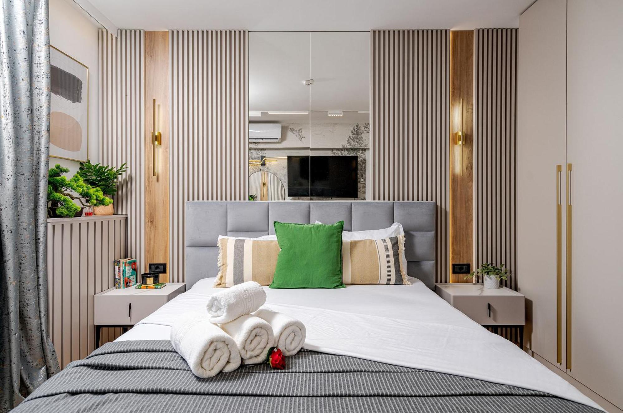 Romana Vibe Elegance In The Heart Of The City บูคาเรสต์ ภายนอก รูปภาพ